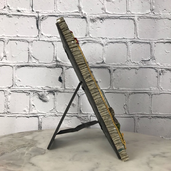 Sierra Gift Company The Light Of The World Matthew 5:14 Light House Photo Frame - Picture 6 of 6